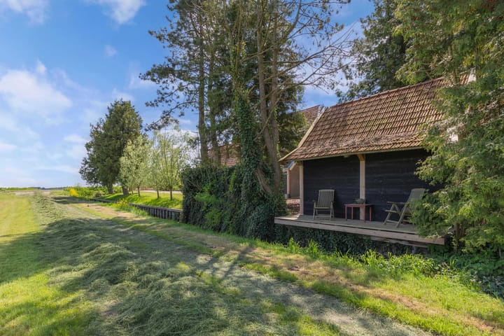 Foto 36 van Middenweg 156