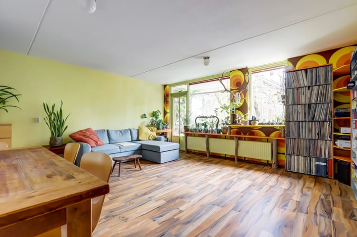 Photo 11 of Korenbloemstraat 42