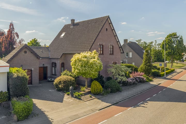 Foto 1 van Dorpsstraat 45