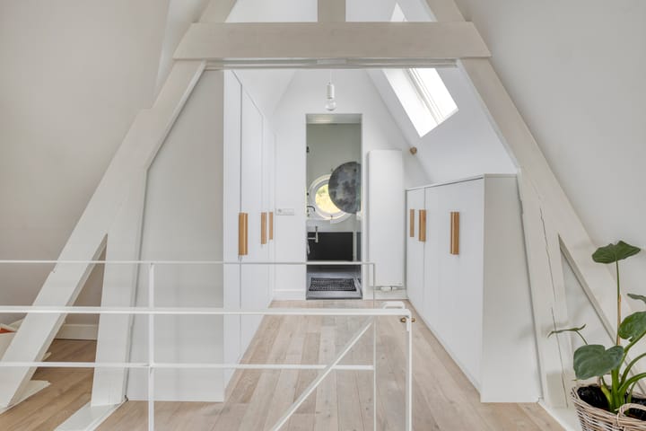 Photo 50 of Theresialaan 42