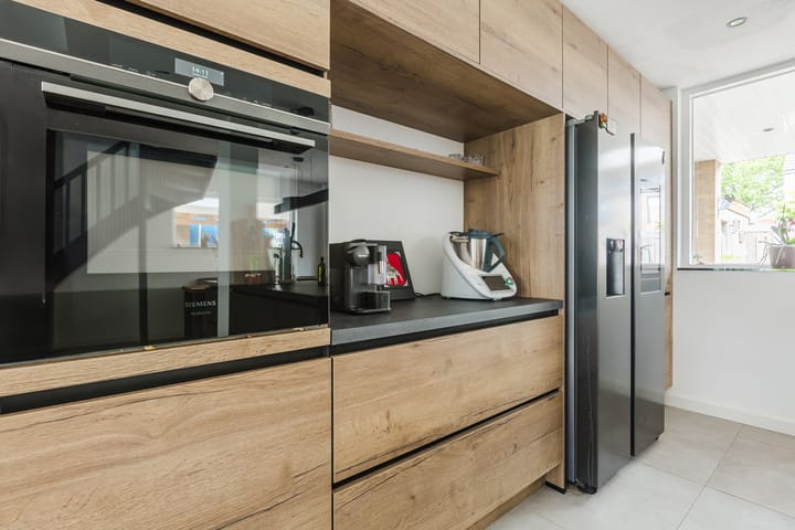 Photo 8 of Da Costastraat 17