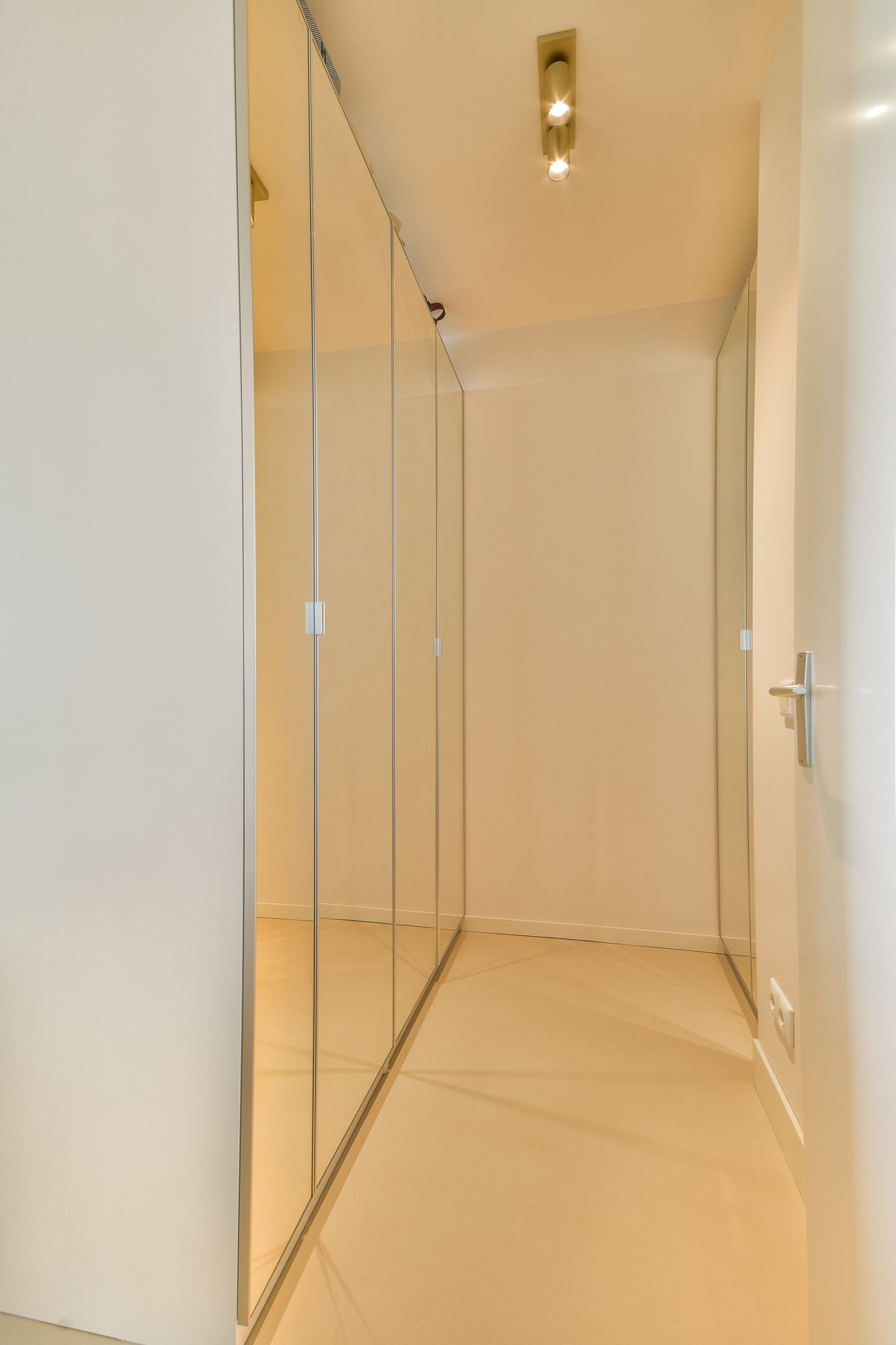 Foto 21 van Radarweg 446