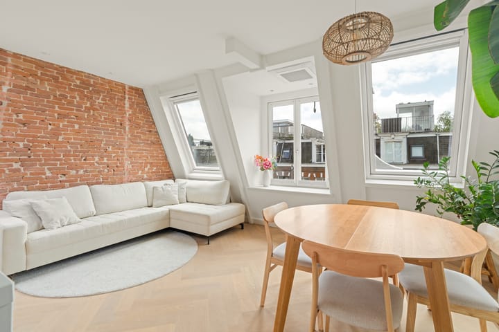 Foto 8 van Brederodestraat 40-4