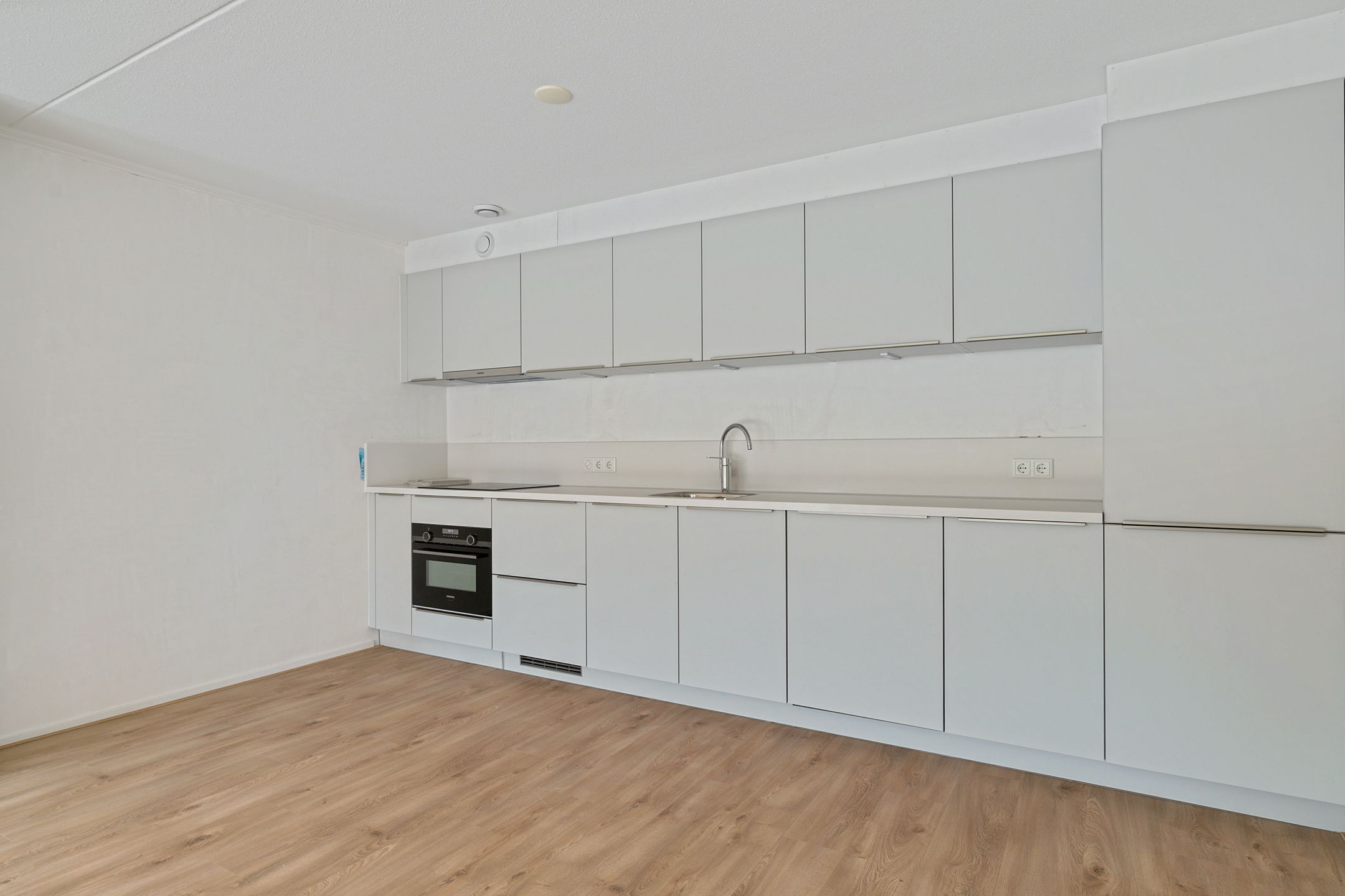 Photo 9 of B.A.A. Engelbertinklaan 12