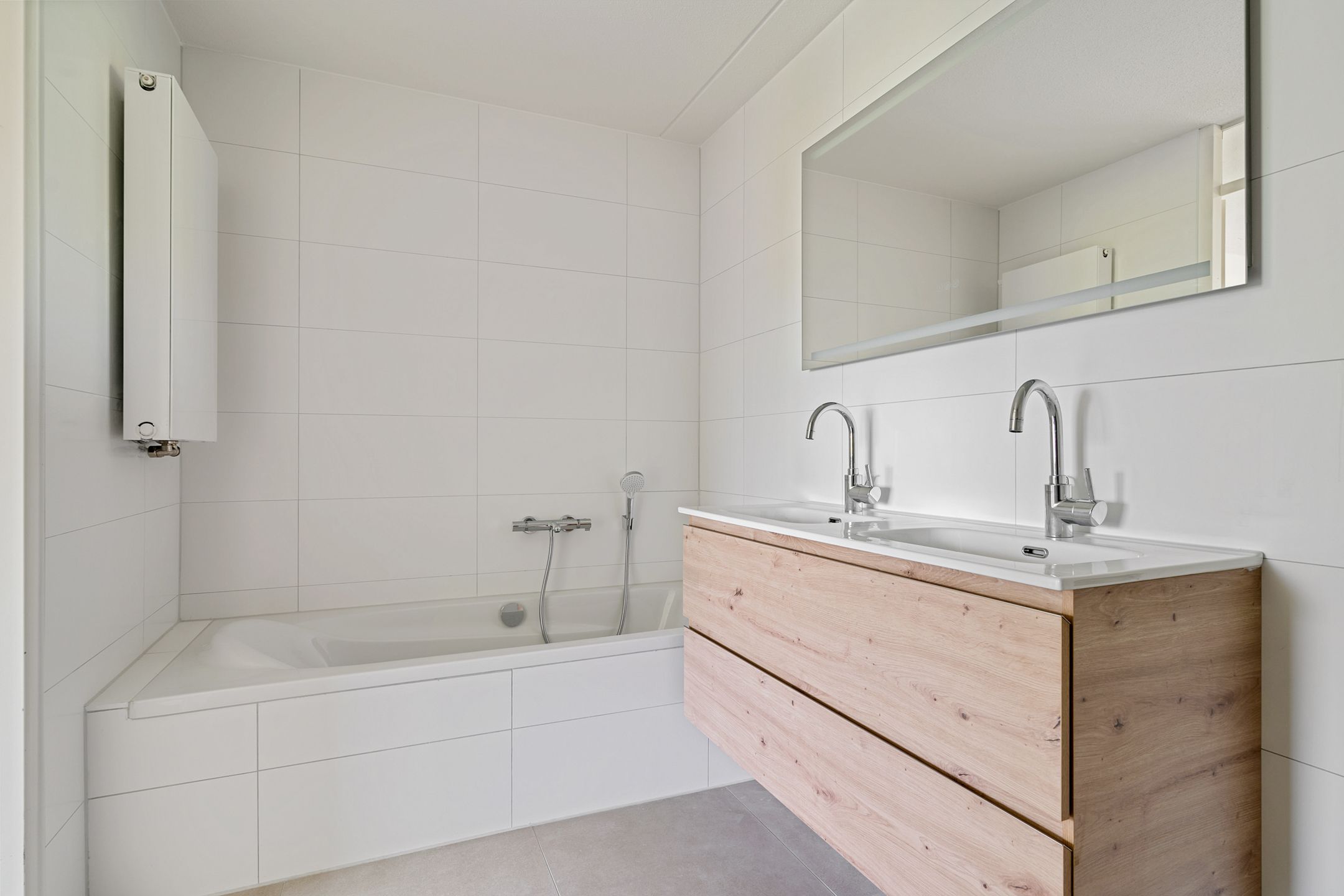 Photo 15 of B.A.A. Engelbertinklaan 12