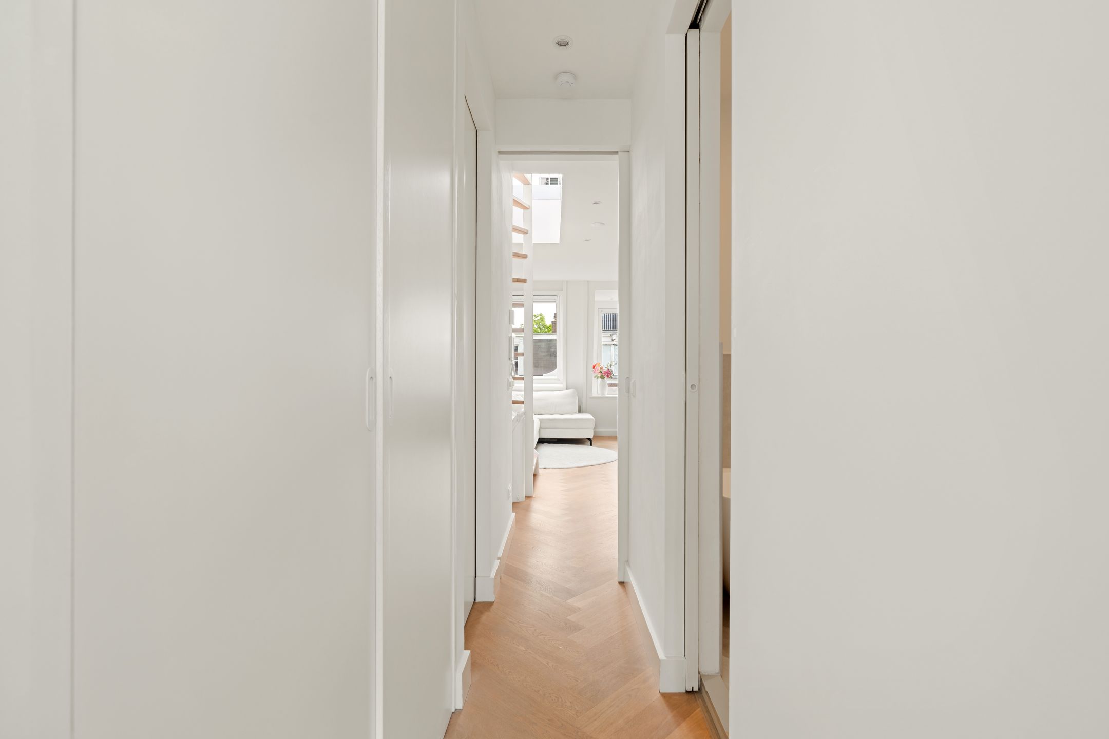 Photo 24 of Brederodestraat 40-4