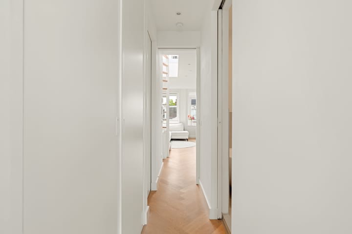 Foto 24 van Brederodestraat 40-4