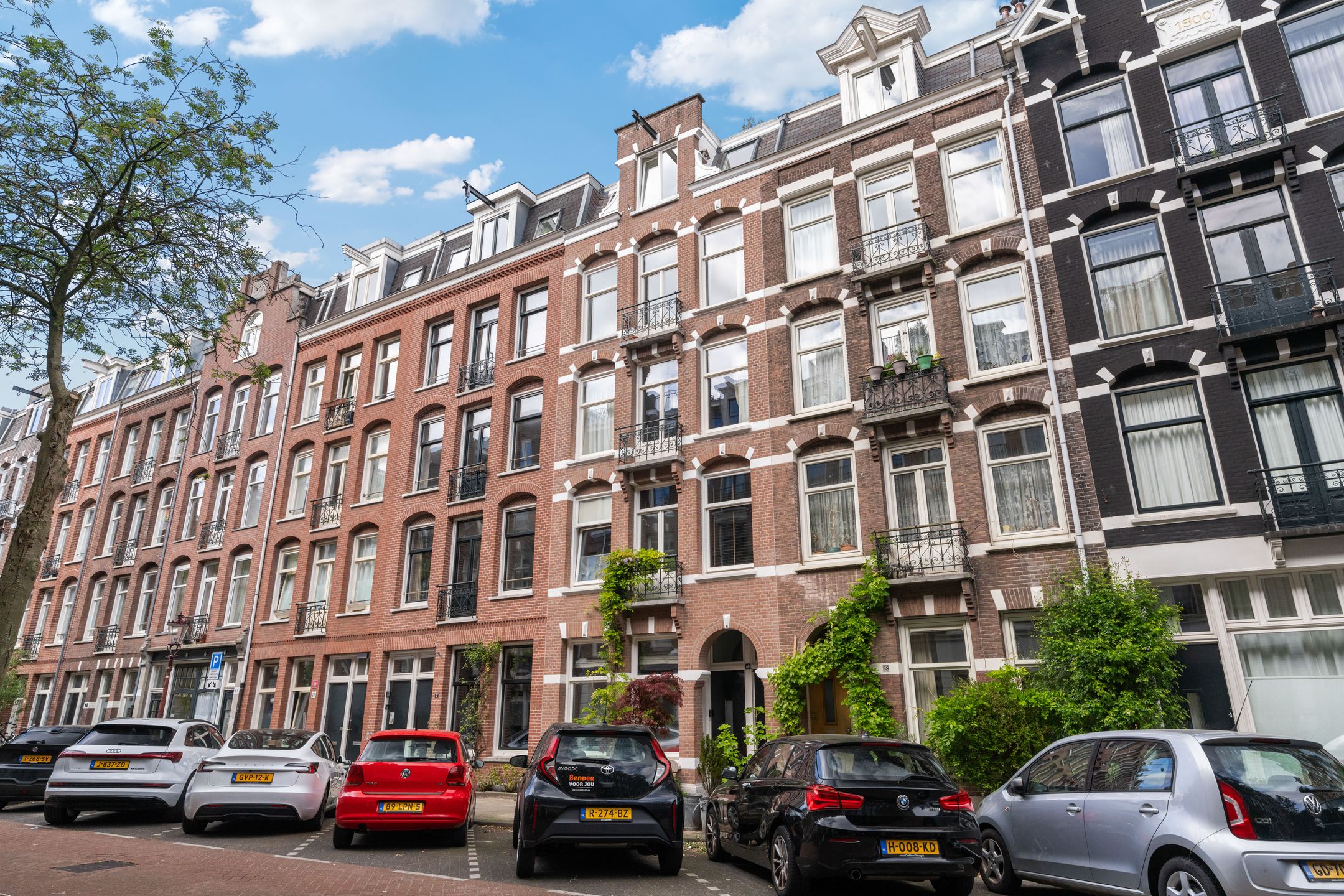 Photo 36 of Brederodestraat 40-4