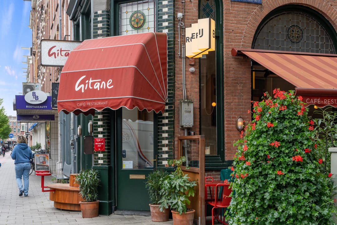 Photo 37 of Brederodestraat 40-4