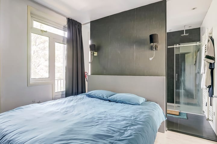 Photo 7 of Bonaireplein 12-2