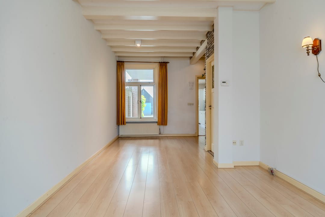 Photo 7 of Oranjestraat 99