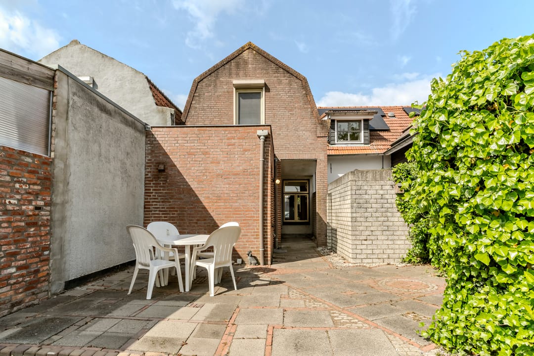 Photo 23 of Oranjestraat 99