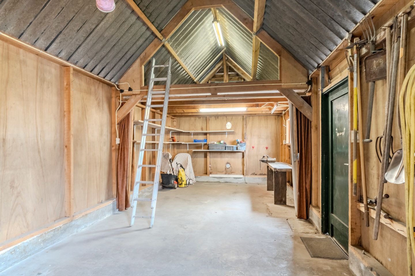 Photo 29 of Oranjestraat 99