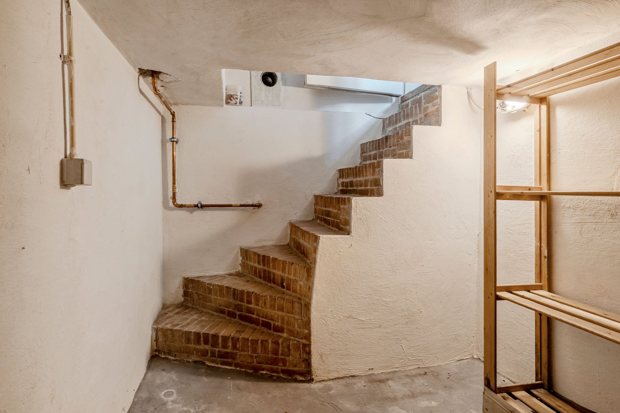 Photo 33 of Oranjestraat 99