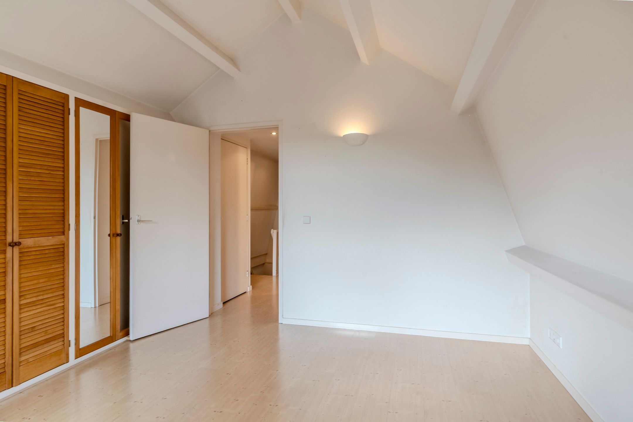 Photo 36 of Oranjestraat 99