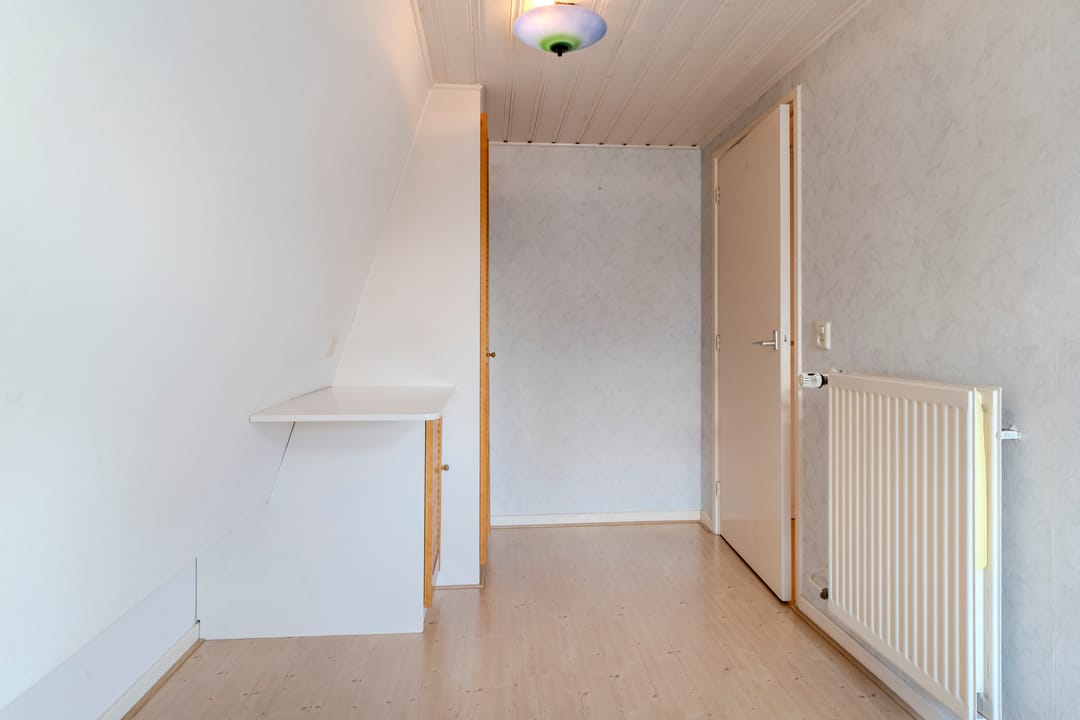 Photo 38 of Oranjestraat 99