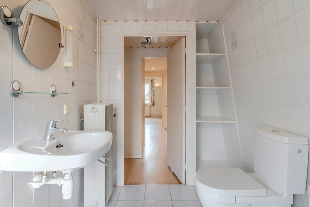 Photo 43 of Oranjestraat 99