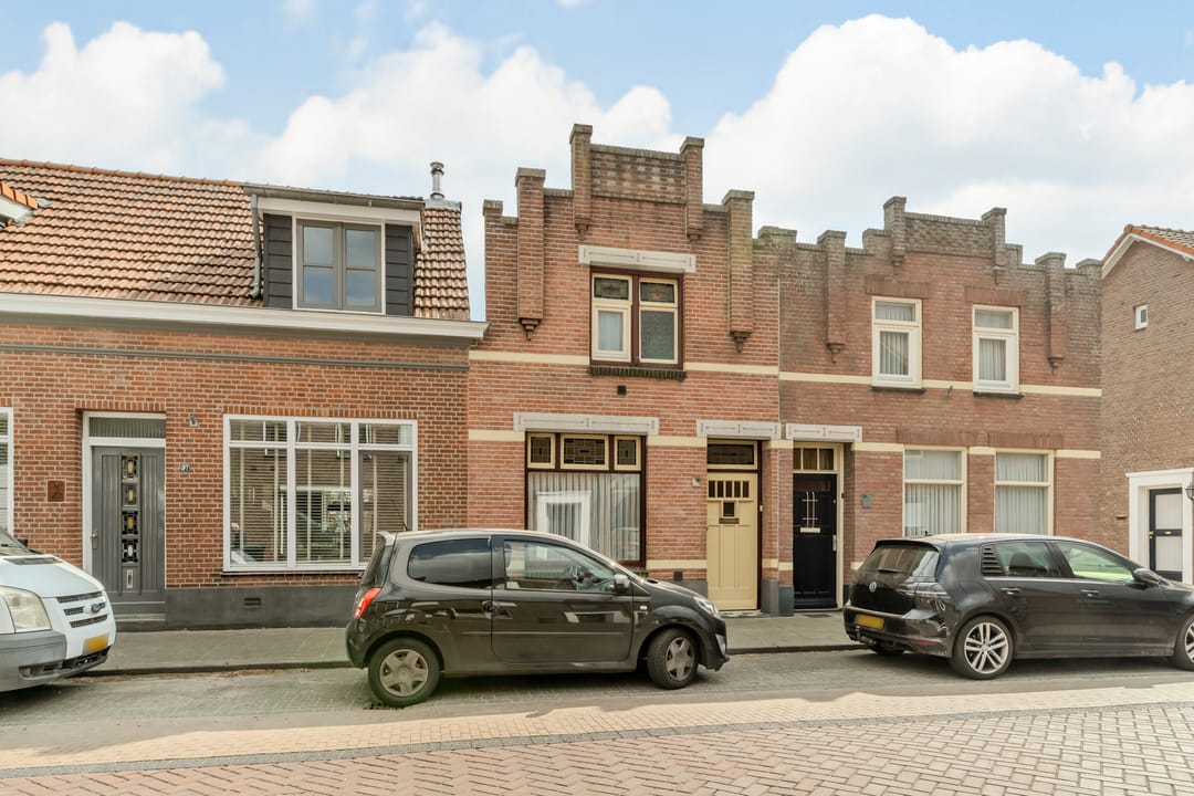 Photo 47 of Oranjestraat 99