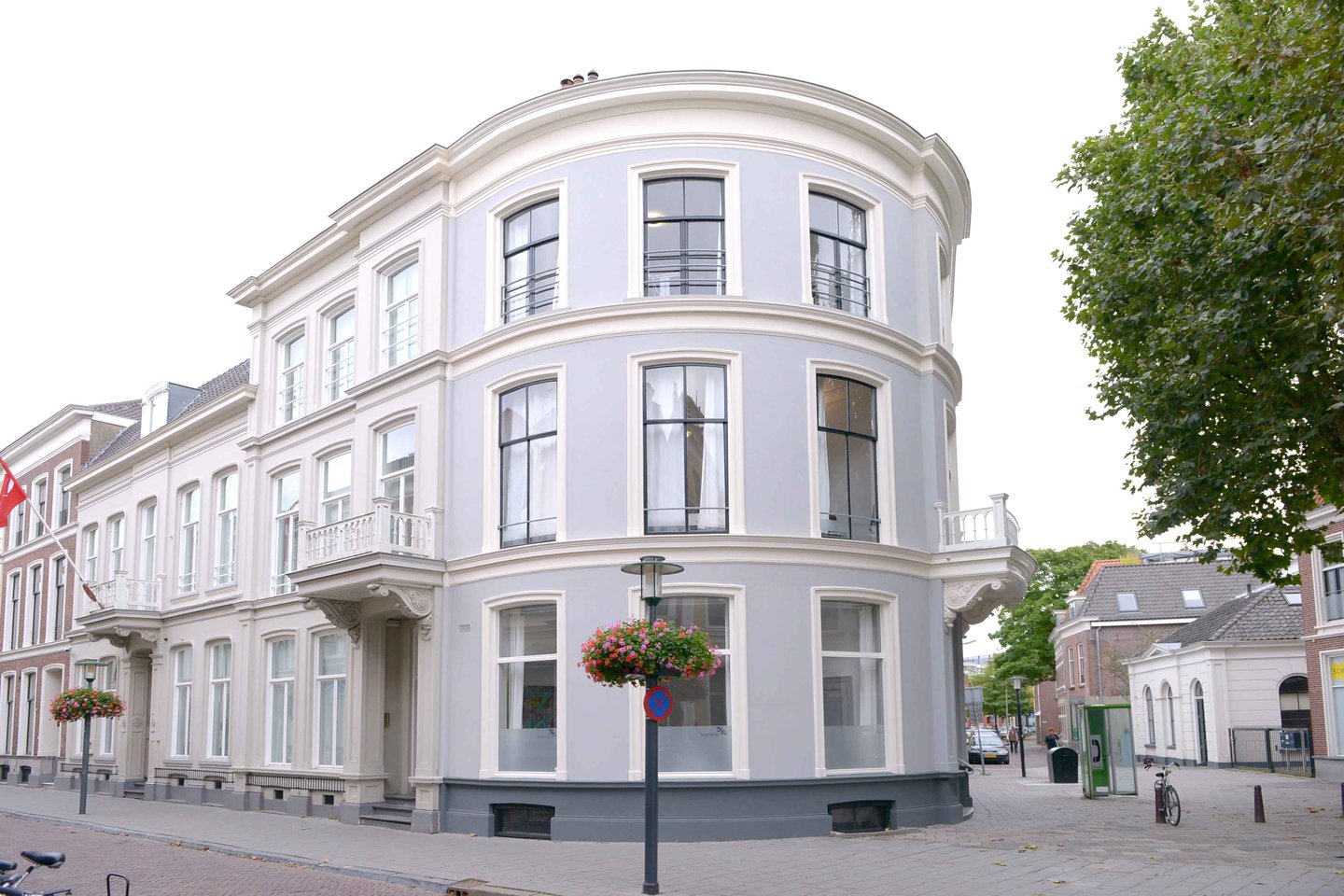 Bekijk foto 1 van Geert Grootestraat 1
