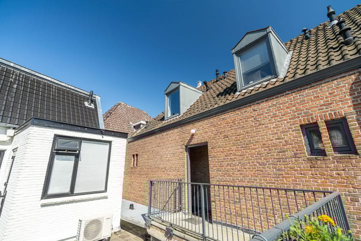 Foto 25 van Delftsewallen 31