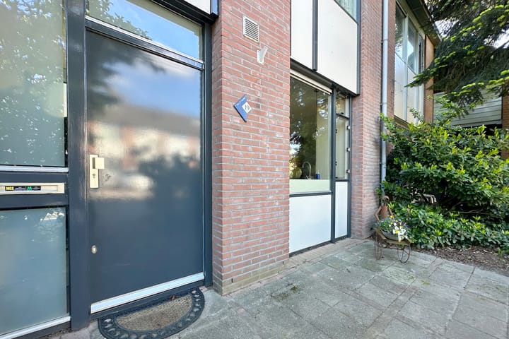 Foto 8 van Van Hoftenstraat 19