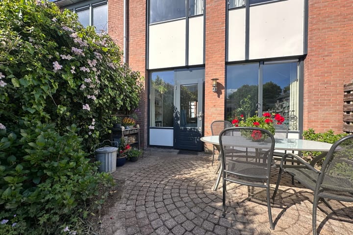 Foto 28 van Van Hoftenstraat 19