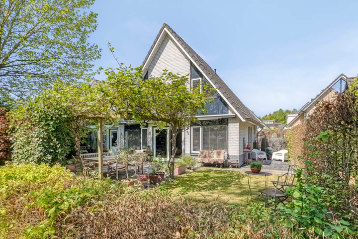 Foto 1 van Landrebenlaan 54