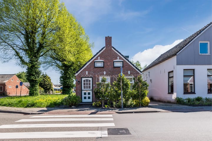 Foto 1 van Middenweg 31