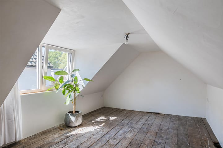 Foto 19 van Middenweg 31