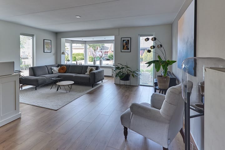 Photo 2 of Swingdreef 18