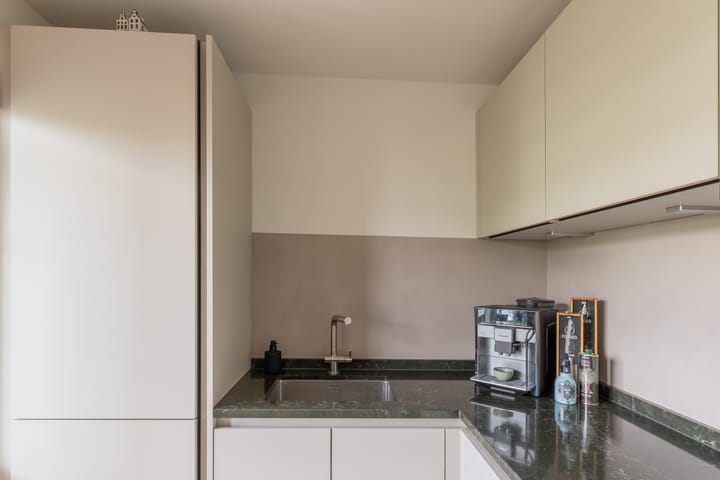 Photo 13 of Van IJsendijkstraat 40