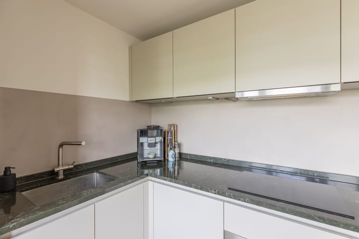 Photo 14 of Van IJsendijkstraat 40