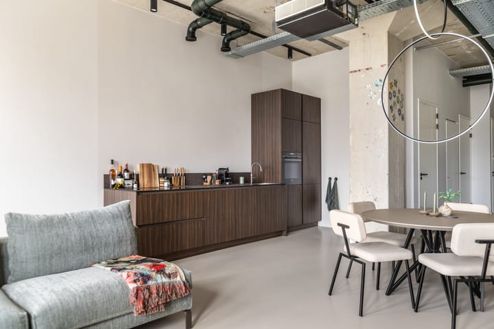 Photo 8 of Surinamepad 140