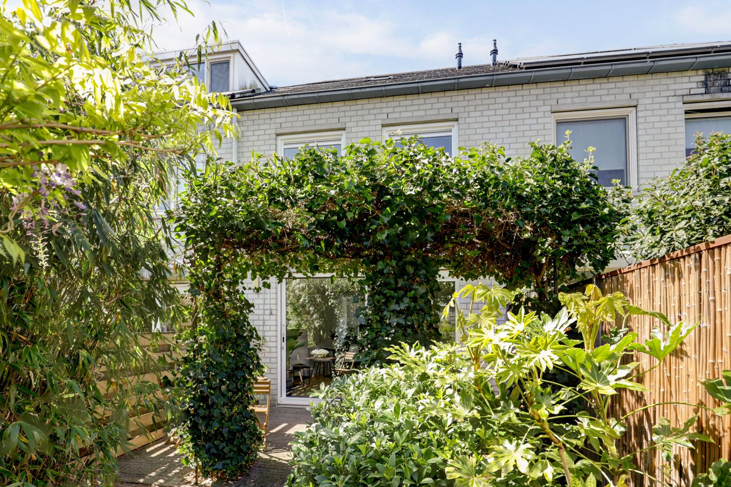 Foto 14 van Steve Bikostraat 55