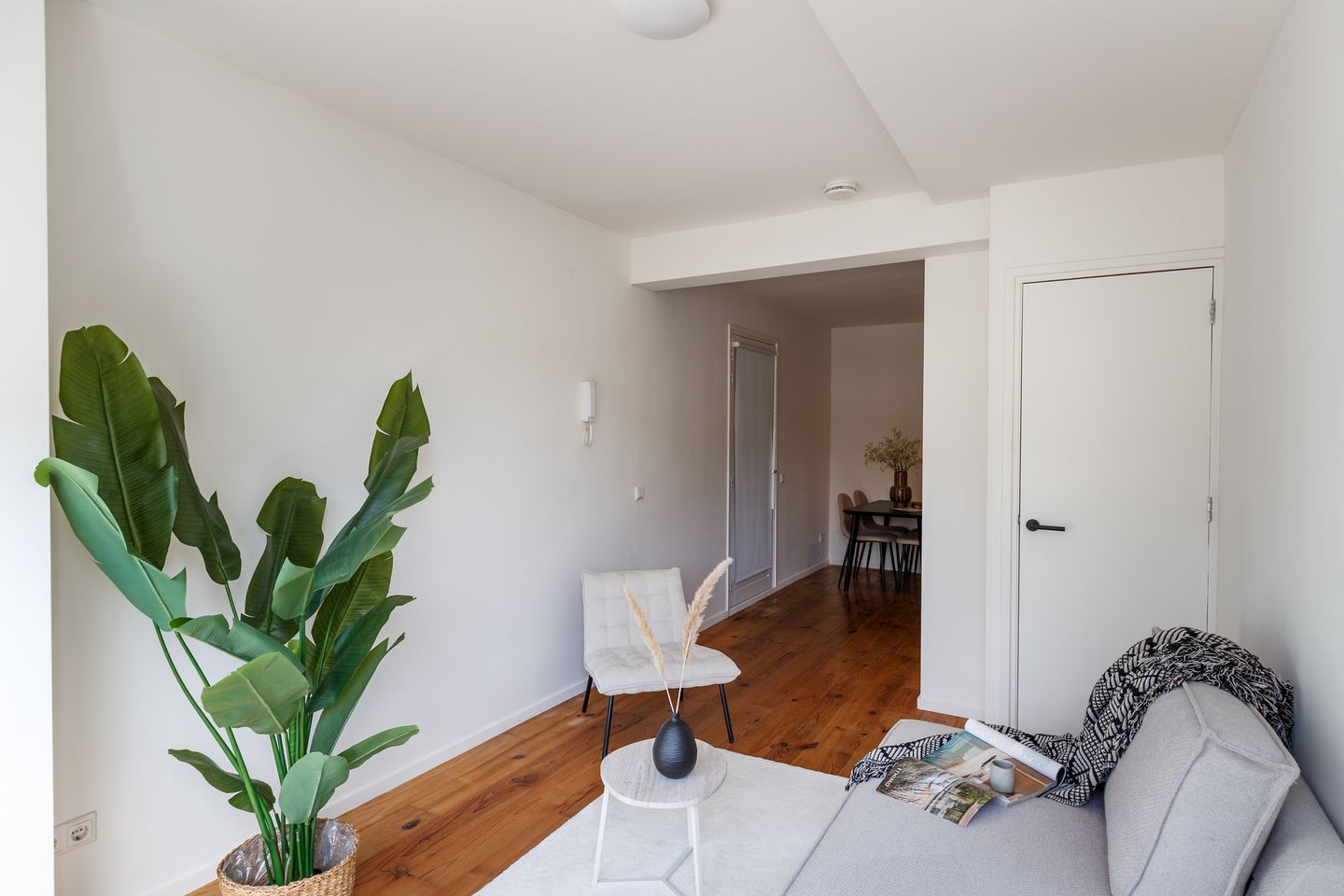 Foto 4 van Amsterdamsestraatweg 325-A