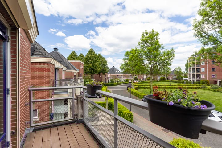 Photo 21 of Woudhuizerallee 180