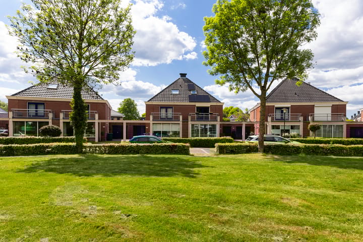 Photo 39 of Woudhuizerallee 180