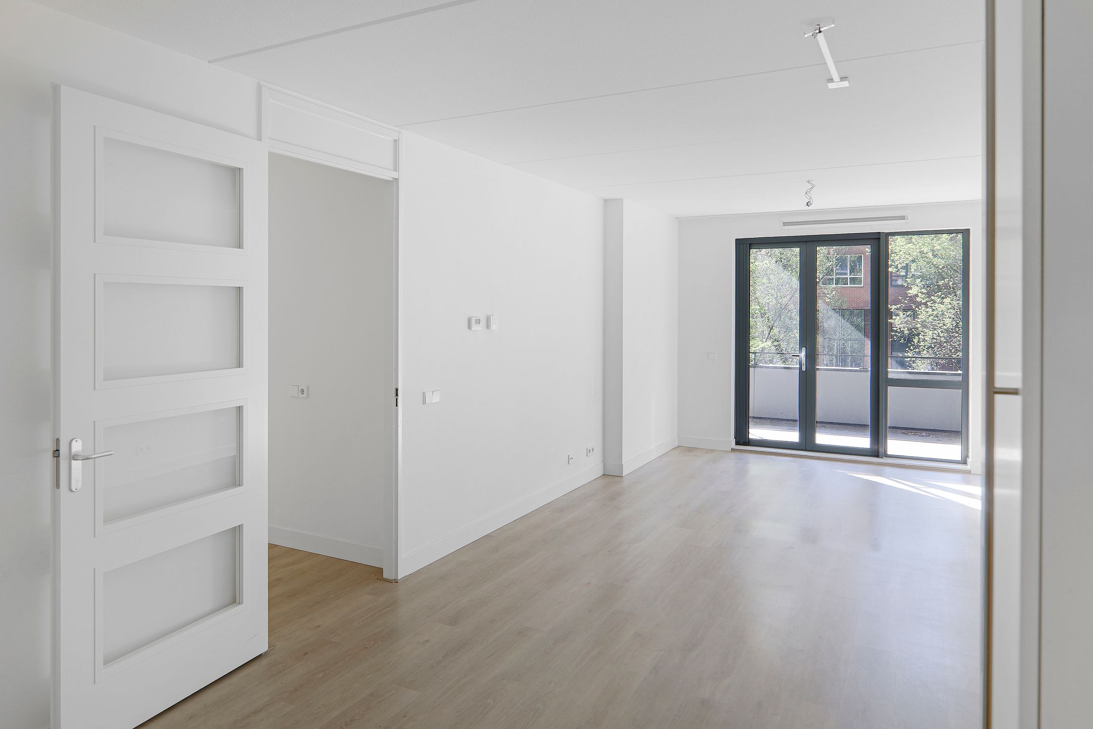 Foto 9 van Martinus Nijhofflaan 118