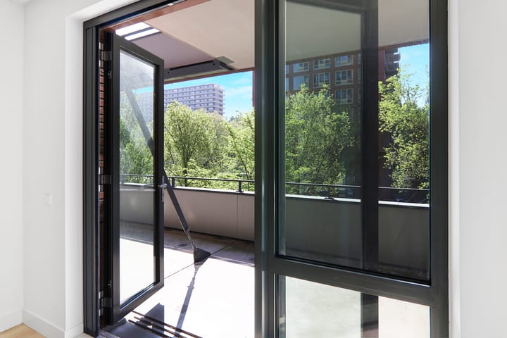 Foto 18 van Martinus Nijhofflaan 118