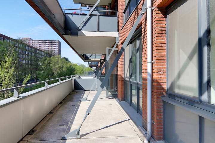 Foto 21 van Martinus Nijhofflaan 118