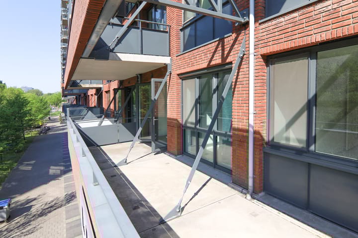 Foto 23 van Martinus Nijhofflaan 118