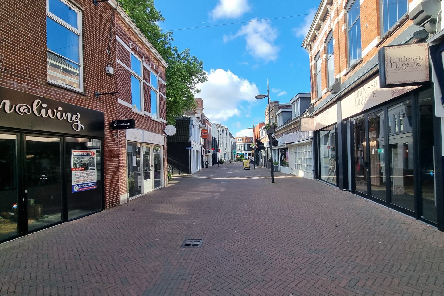 View photo 5 of Molenstraat 14