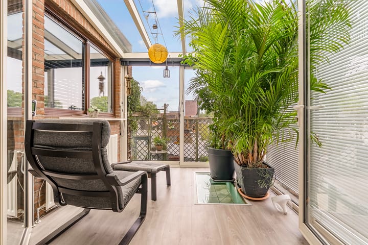 Foto 28 van Besterdplein 34