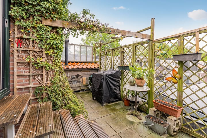 Foto 32 van Besterdplein 34