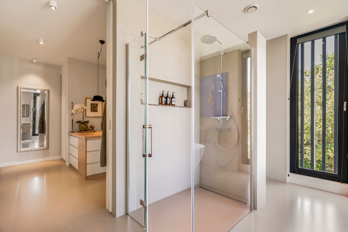 Foto 44 van Larikslaan 33