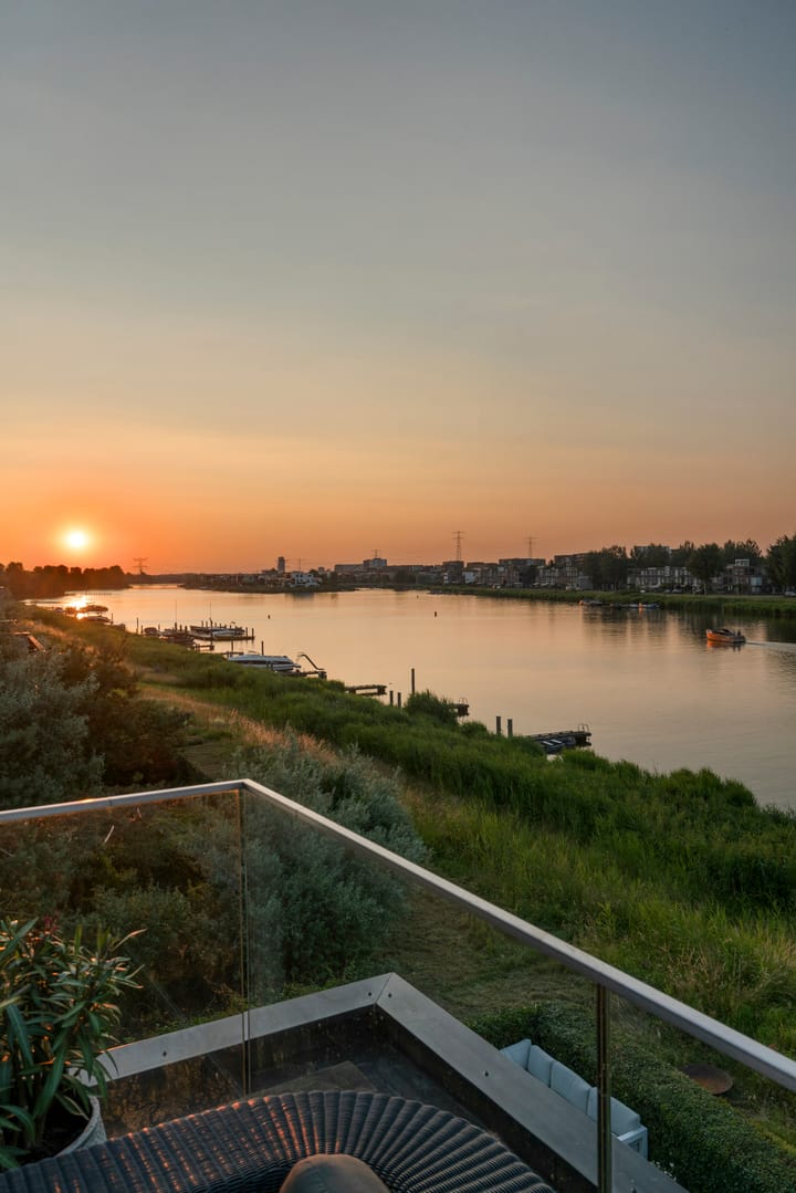 Foto 66 van Larikslaan 33