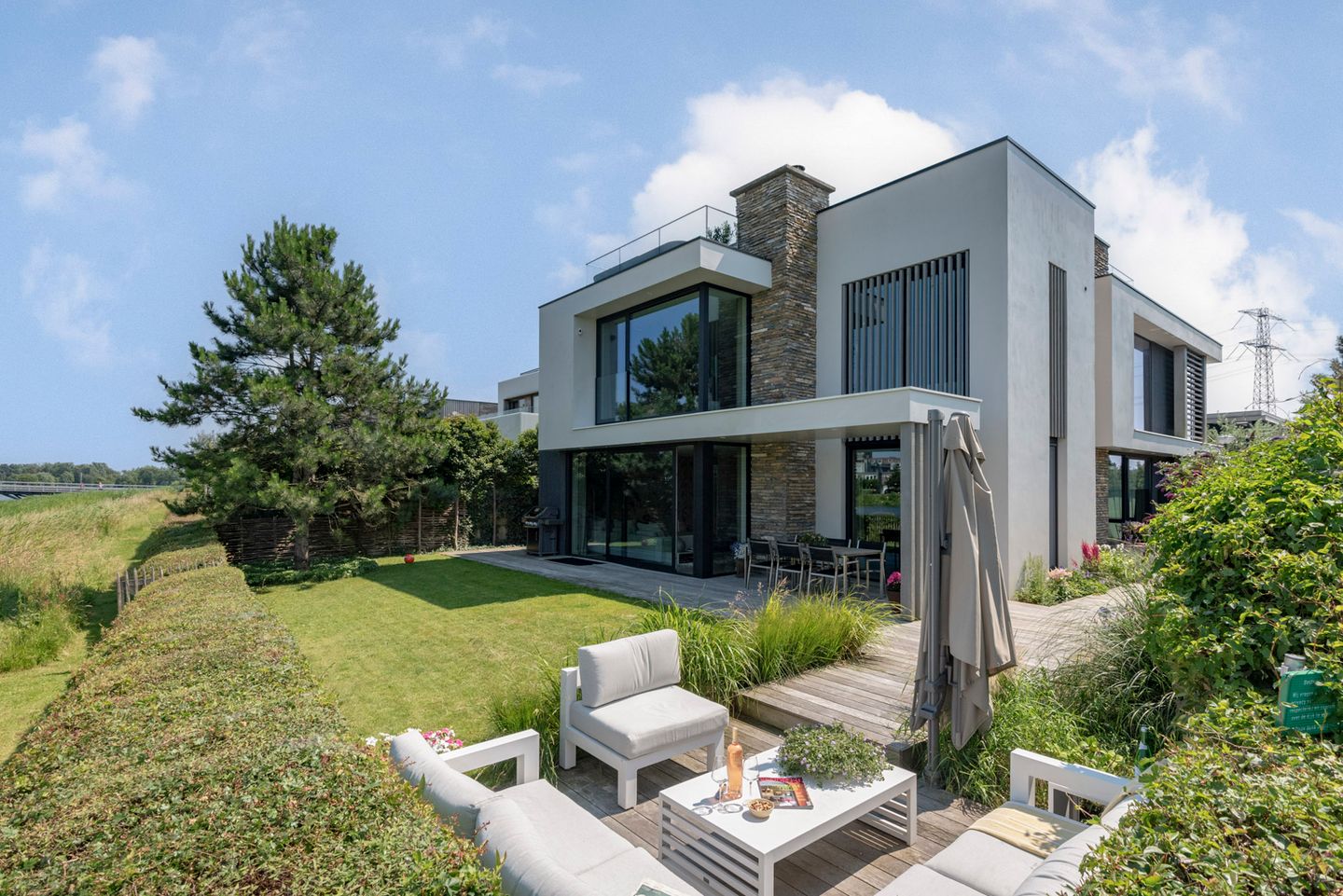 Foto 95 van Larikslaan 33