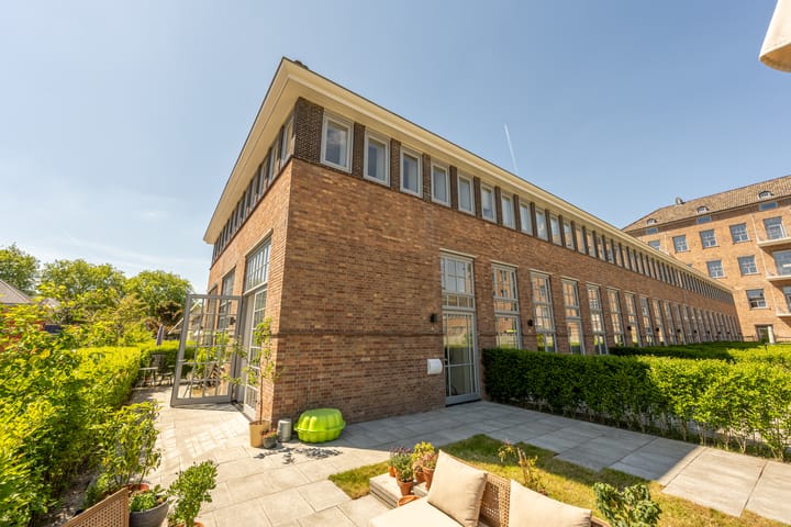 Foto 33 van Zuster Van Dijkplein 25