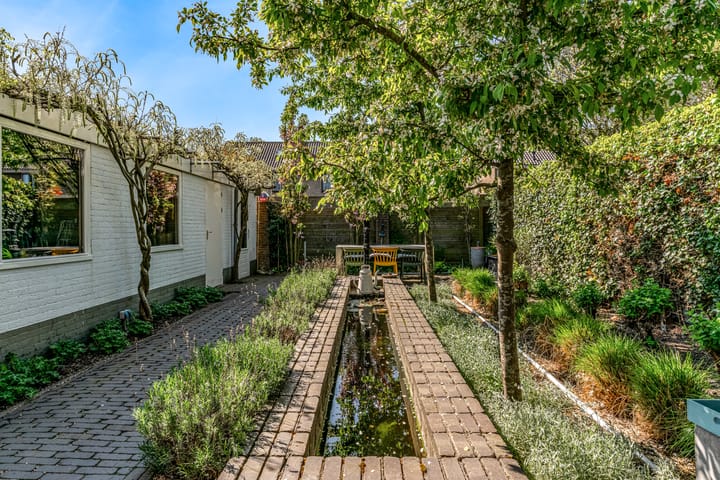 Foto 38 van Vredeburglaan 44