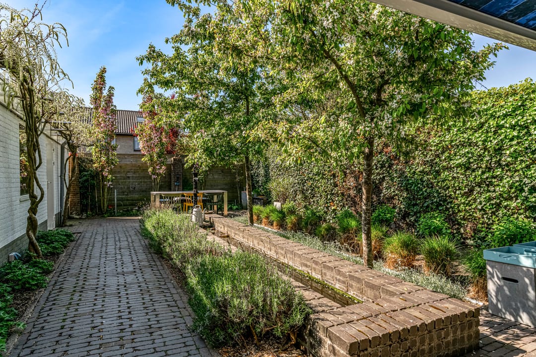 Foto 37 van Vredeburglaan 44